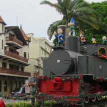 Ancient engine with Christmas decoration in Blumenau